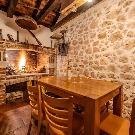 Style Stone Lux Solis