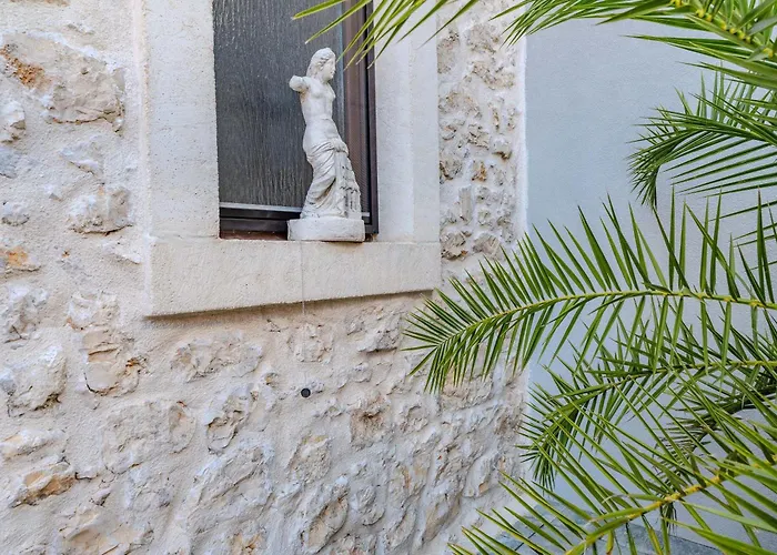 Style Stone Lux Solis