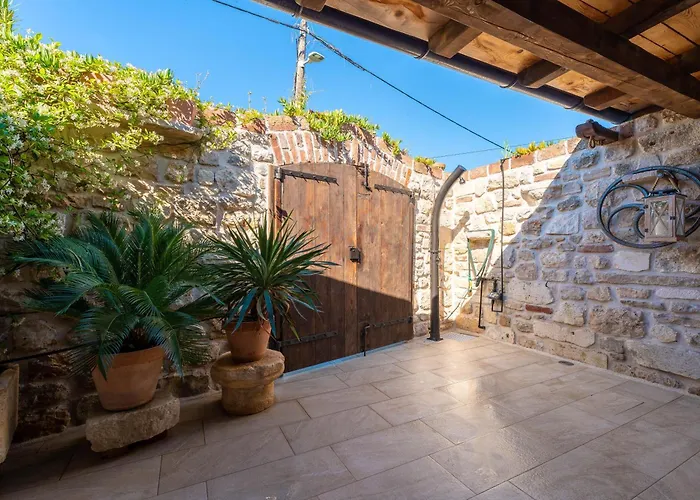 Style Stone Lux Solis
