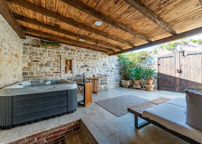 Style Stone Lux Solis Nin
