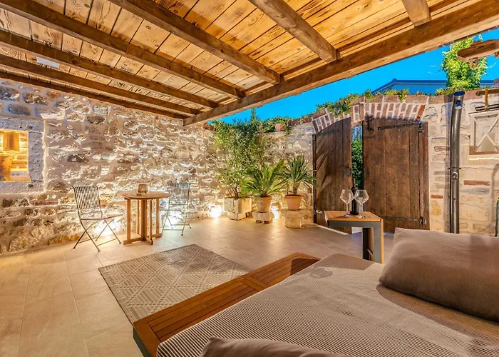Villa Style Stone Lux Solis *