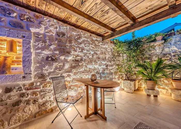 Villa Style Stone Lux Solis Nin