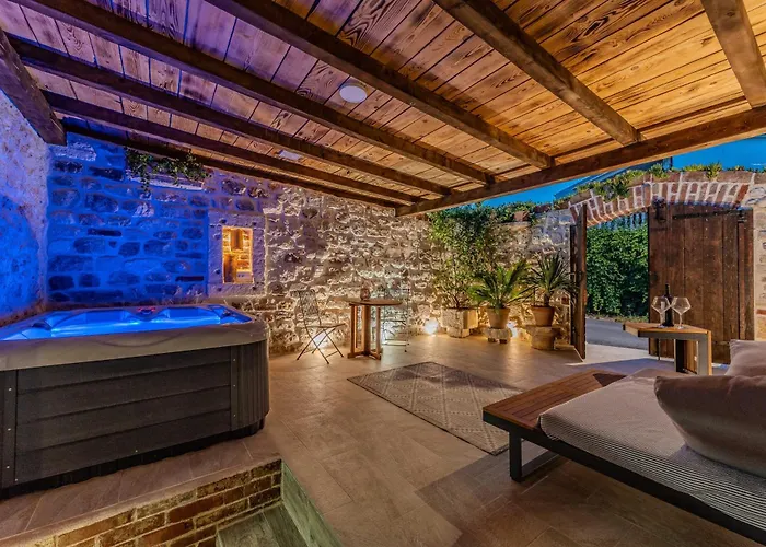 Style Stone Lux Solis Villa