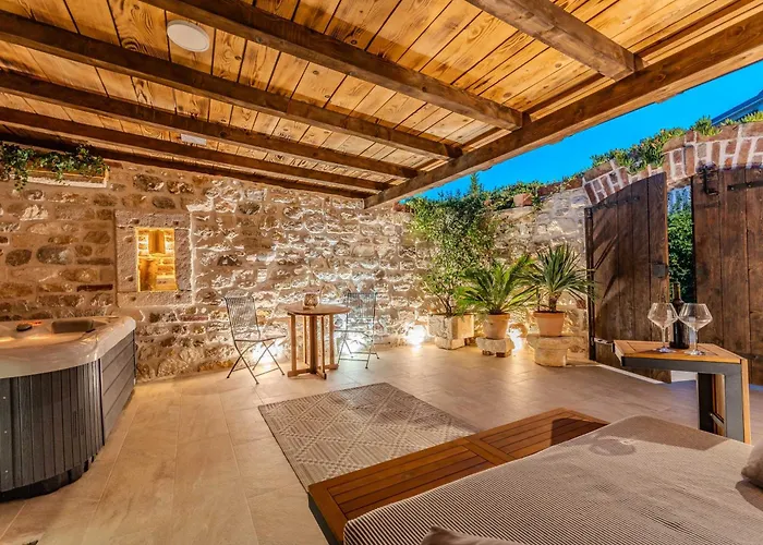 Style Stone Lux Solis Villa *