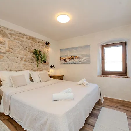 Style Stone Lux Solis *