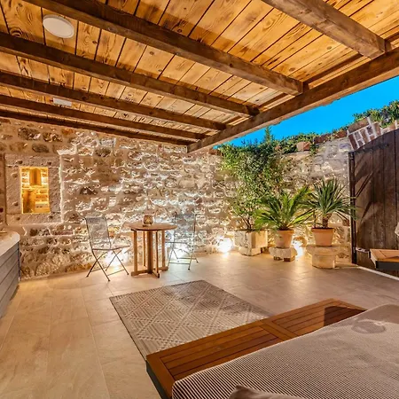 Style Stone Lux Solis Villa *