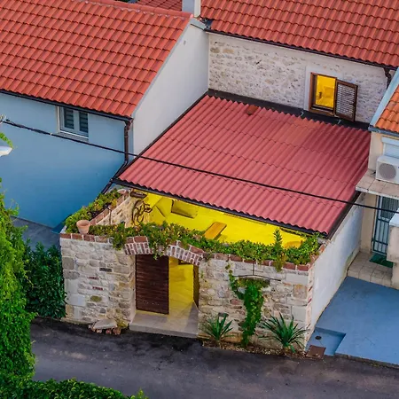 Style Stone Lux Solis